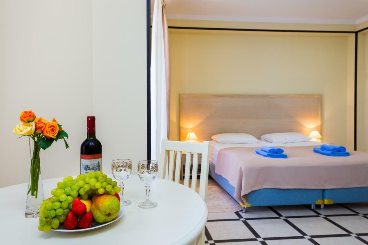 Bmg Hotel ซุคุม ภายนอก รูปภาพ